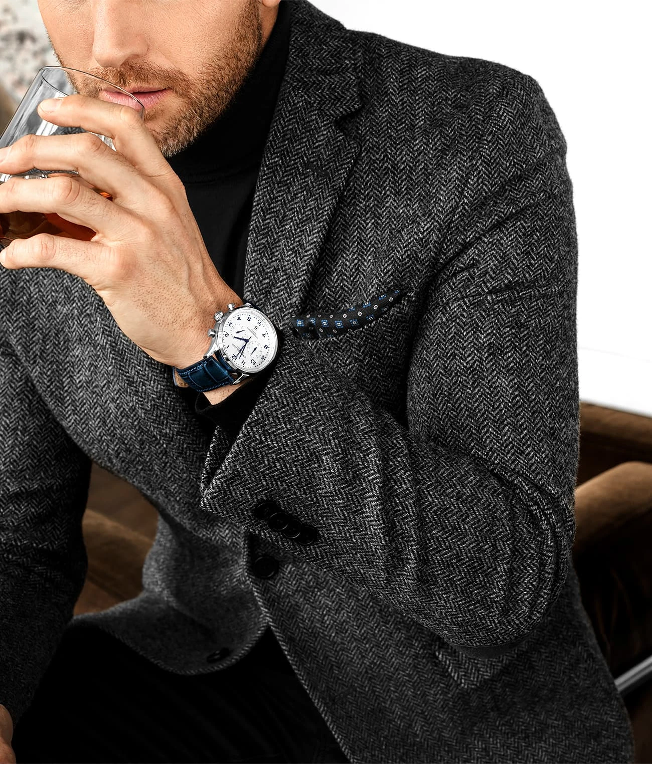 GR1-Q 4012 Quartz 42mm Chronograph(Gr1 Q 4012 Quartz 42mm Chronograph) 4 GR1-Q 4012 Quartz 42mm Chronograph(Gr1 Q 4012 Quartz 42mm Chronograph) - Image 4